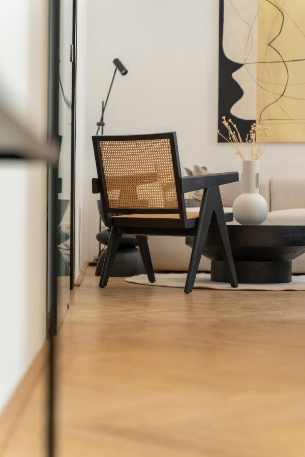 Josef's I Deluxe In Ideal Location Apartment